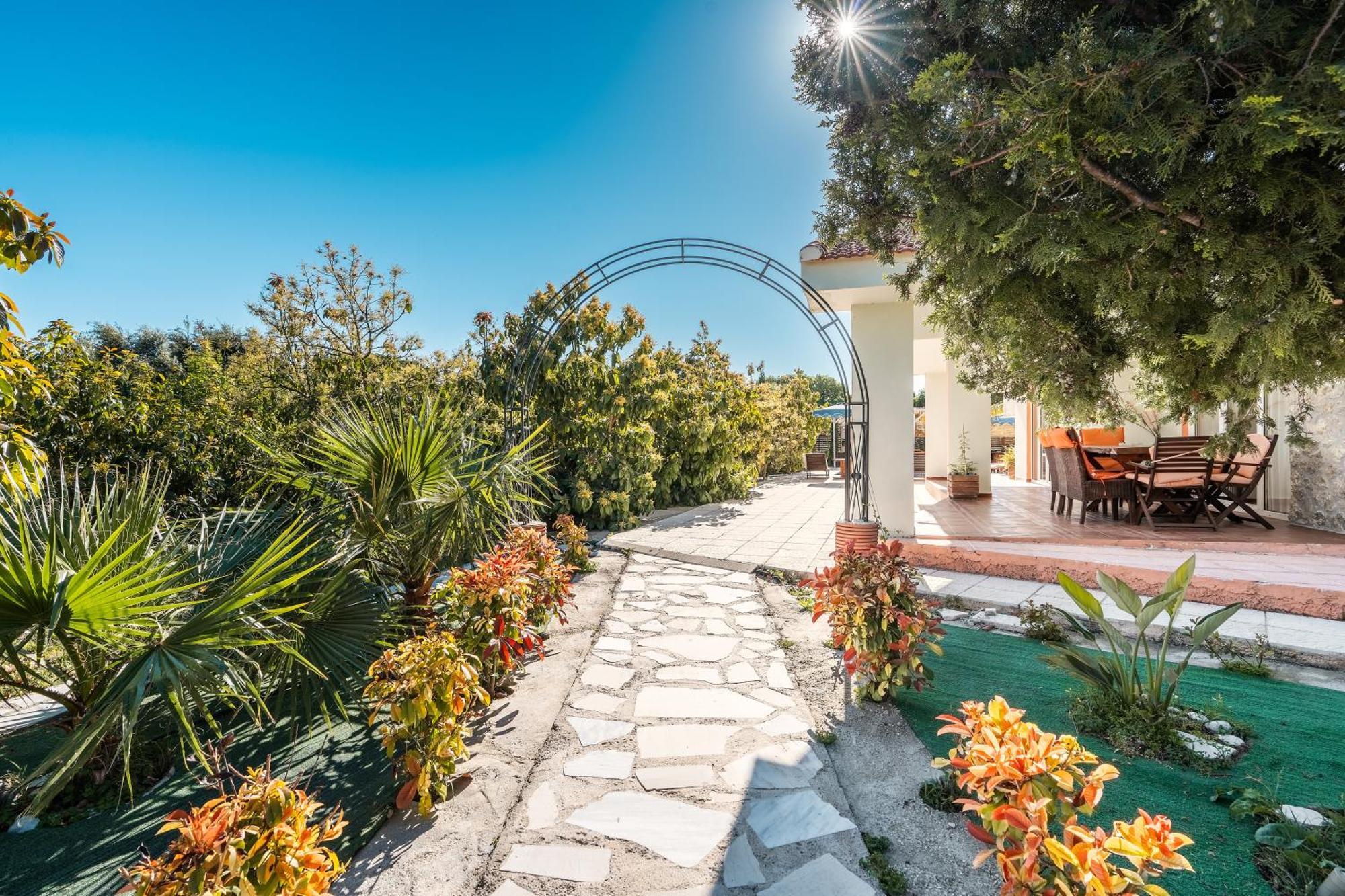 Artzy Villa Rhodes City Bagian luar foto